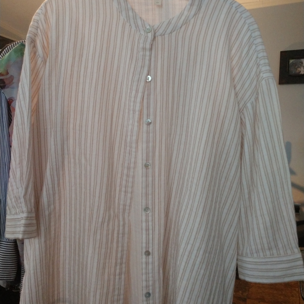 Eileen Fisher button down shirt, size S/P